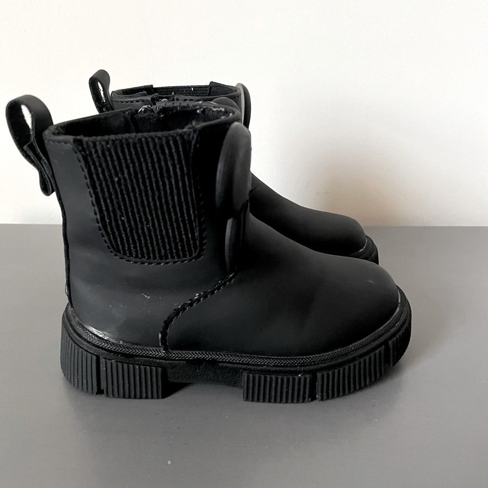 Mickey Mouse Boot Collection - Picture 2 of 3